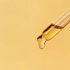 Extraits, émulsions et arômes en pâtisserie : quelles sont les différences ? Extraits, émulsions et arômes en pâtisserie : quelles sont les différences ?