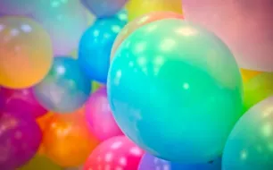 Comment réaliser un montage en ballons ?