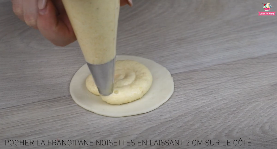 pocher la frangipane